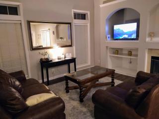 Spacious 2 Story 4-5 Bdms 3 Baths Near Stadiums - 4