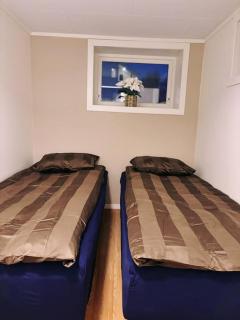 Koselig og sentralt blant lokalbefolkningen - Netflix - parkering - 5