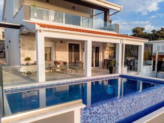 Seaside luxury villa with a swimming pool Razanj, Rogoznica - 23572 - Rogoznica - 4