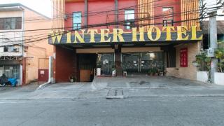 RedDoorz Plus at Winter Benitez - Manila - 5