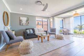 Spectacular Ocean View Home in Bombo - 4