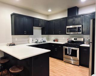 TWO townhomes for your giant group! - 9