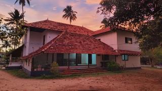 Thodiyil Private Beach View Heritage Homestay - Paravūr - 0