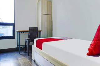 OYO Life 91205 Rindang Guesthouse Syariah - Karawang - 3