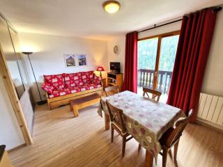 Apt 6/8 pers, 2 pièces, cabine, cœur de Valfréjus, WiFi, animaux admis - FR-1-265-354 - 0