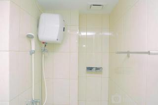 Gorgeous 2BR Springlake Summarecon Apartment By Travelio - Bekasi - 5