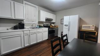 Two Bedroom Cottage near Nashville-Downtown - Nashville - 4