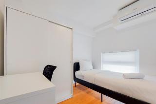 Spacious and Elegant 3BR Loft at Kingland Avenue Apartment By Travelio - 6