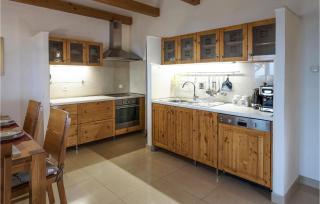 4 Bedroom Beautiful Home In Mravinci - Mravince - 5