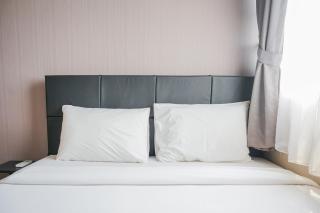 Comfortable Parkland Avenue 2BR Apartment By Travelio - Tangerang - 9