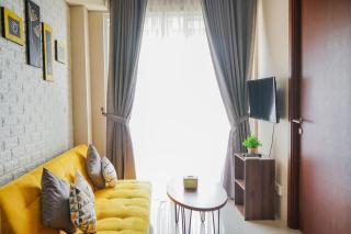 Comfortable Parkland Avenue 2BR Apartment By Travelio - Tangerang - 3