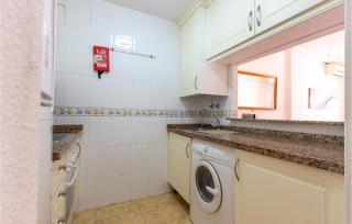 2 Bedroom Nice Apartment In Torrevieja - Torrevieja - 5