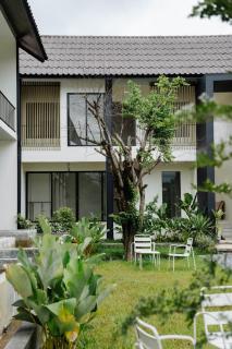 Shanti-Retreat Hotel - 1