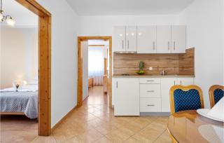 Awesome Apartment In Vodice With Wifi - Vodice - 5