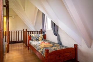 Lemongrass Lodge - Beau Vallon - 5
