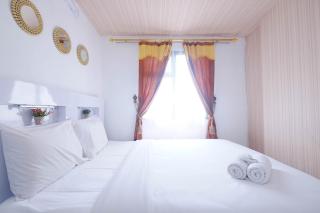 Highest Value 2BR at Lagoon Bekasi Town Square Apartment By Travelio - Bekasi - 9