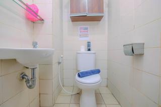 Highest Value 2BR at Lagoon Bekasi Town Square Apartment By Travelio - Bekasi - 2