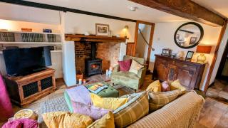 Parsons Cottage - A rural retreat South Norfolk - - 5