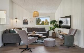 Gorgeous Home In Højby With Kitchen - Højby - 8