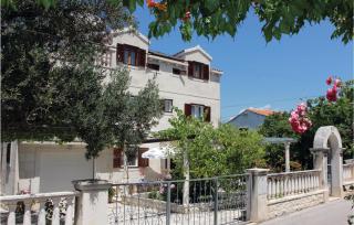 Three-Bedroom Apartment In Supetar - Supetar - 4