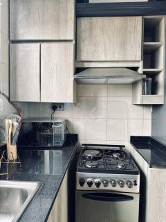Modern Apartment Prime Location - Kampala - 1