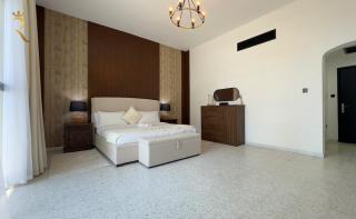 Exquisite 5-BR Paradise in Al Danah - Abu Dhabi - 8