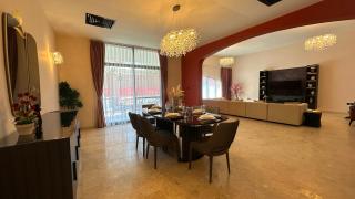 Exquisite 5-BR Paradise in Al Danah - Abu Dhabi - 5