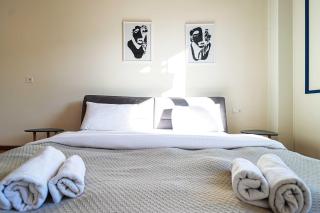 Modern 1BR apt w spacious balcony & a bathtub - Tbilisi - 4