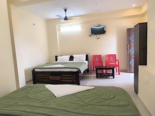 Hotel Vishnu Grand - 3