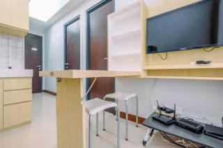 Elegant and Comfort 2BR at Royal Heights Apartment By Travelio - 6