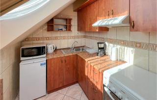 2 Bedroom Stunning Apartment In Mielno - 5