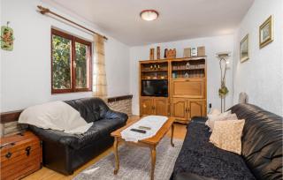 Nice Home In Stinica With Wifi - 8