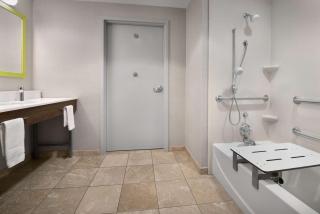 Hampton Inn & Suites-Knoxville/North I-75 - Knoxville - 2