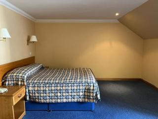 Loch Tummel Hotel - 4