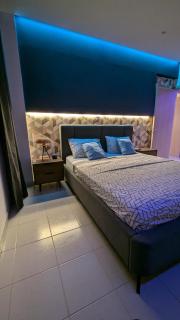 Luxury 2-Bedroom Apt. with Seaview - 1