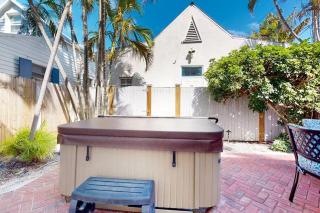 Duval Street Retreat - 3