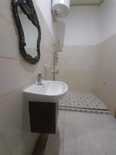 Holiday Home, 3 Bedroom - Sungguminasa - 2