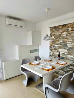 Apartments with parking space Njivice, Krk - 23573 - 5