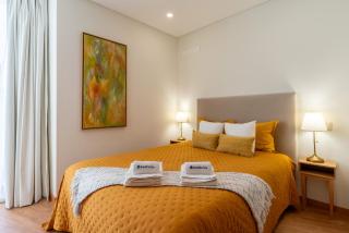 Host Wise - Bright and Cozy House with Dom Luís Bridge View - Porto - 9
