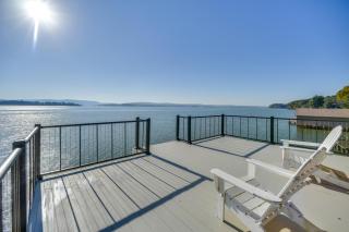 Dock and Panoramic Views Guntersville Lake Retreat! - 9