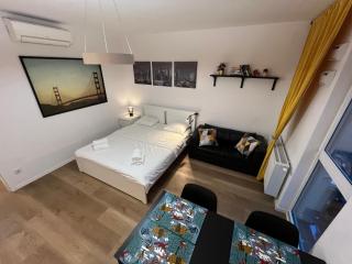 Targowa Charming Studio - 0