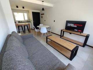 Departamento moderno, cómodo y con excelente ubicación - San Carlos de Bariloche - 0