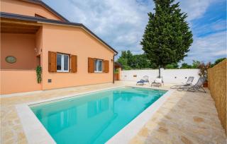 Cozy Home In Buje With Wifi - Buje - 9