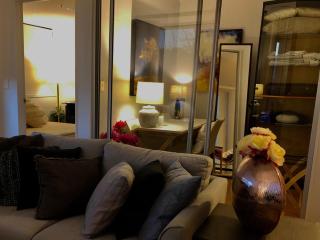 Central Auckland condo, 2Br, 2Brm, pool, gym, study - Auckland - 2