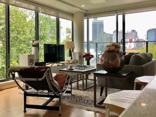 Central Auckland condo, 2Br, 2Brm, pool, gym, study - Auckland - 0
