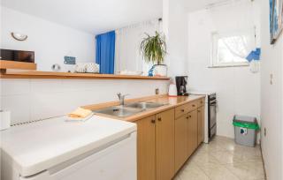 Nice Apartment In Lovran With Wifi - 7