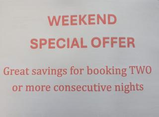 Relaxing Attic Room with En-suite Jacuzzi bath - 3