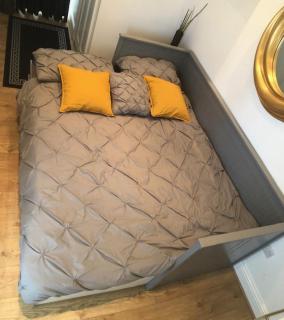 Cosy Heartfelt Room in a Home - Edgware - 8