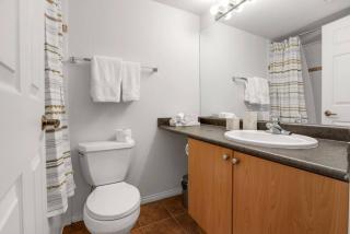 Peaceful Downtown 1-Bedroom Studio Apartment - Vancouver - 6