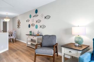 Deluxe Oceanside Resort Vistas - 2